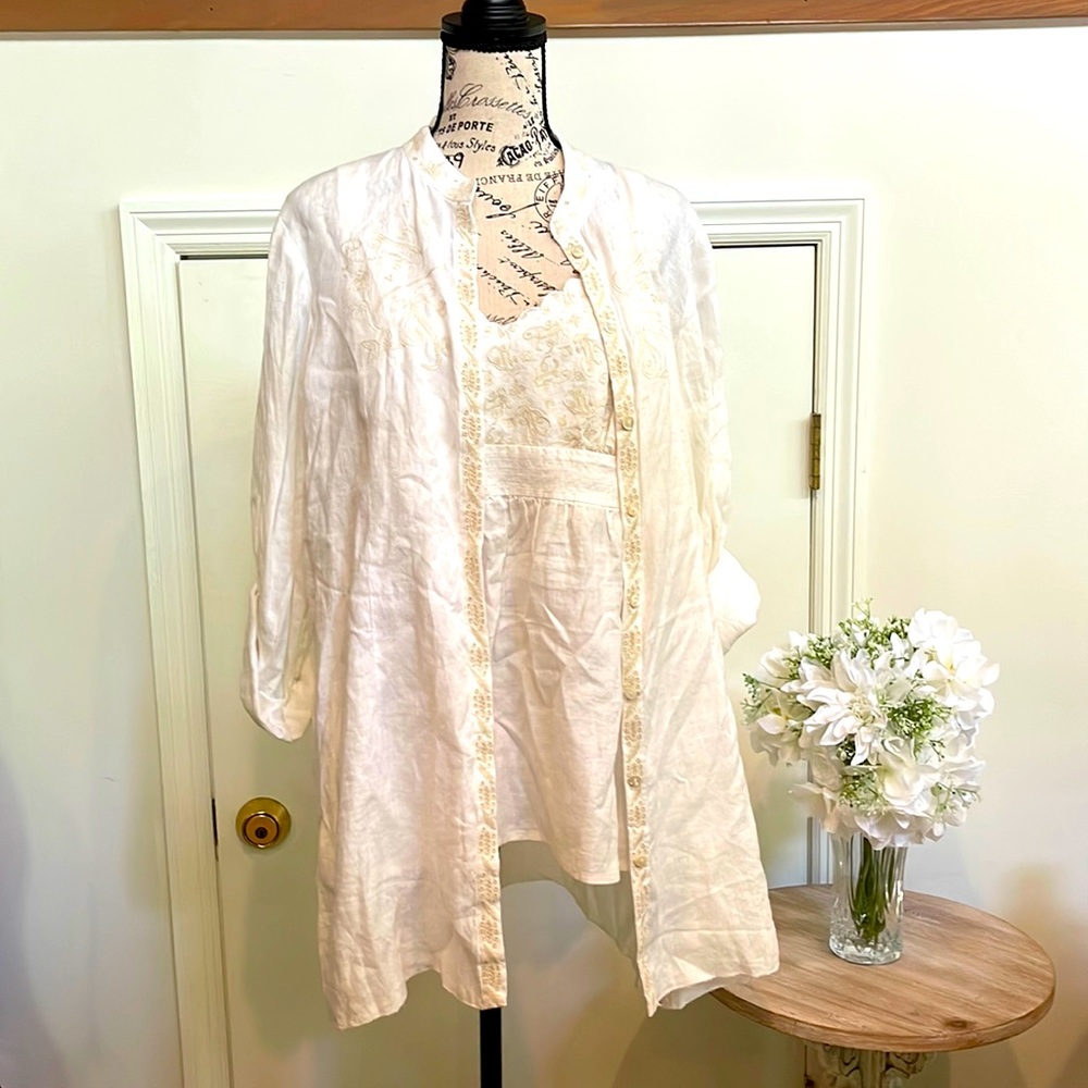 TWO FOR ONE! Saks Fifth Avenue Threads. Linen babydoll top + button down | L/14